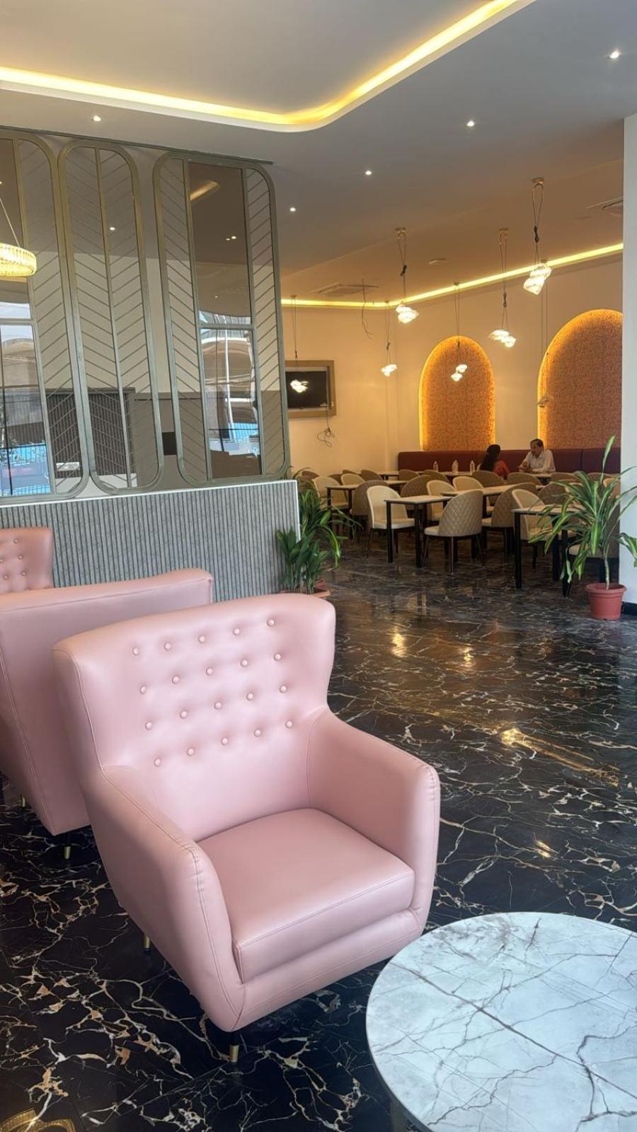 Grand Continent Hotel Gachibowli Near Us Consulate Eksteriør bilde